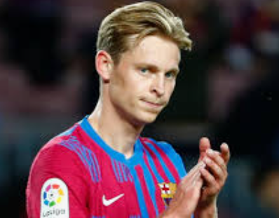 Frenkie told Ten Hak to come to Manchester United